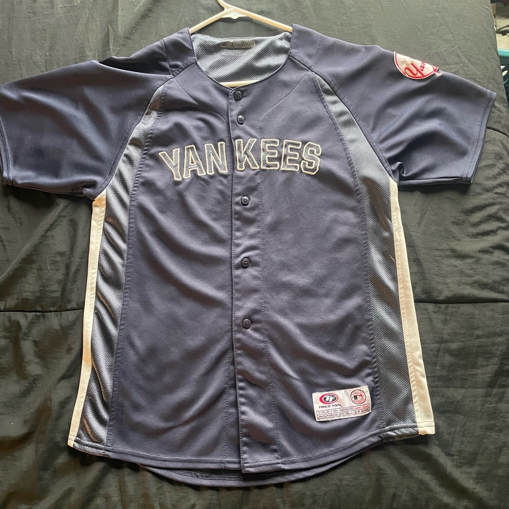 Vintage True Fan Yankees Jersey